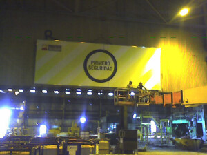 CARTELERIA FRONT EN PLANTA INDUSTRIAL